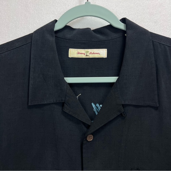 TOMMY BAHAMA Embroidered Martini Fishing Casual Shirt Size XL 100% Silk Black - Picture 4 of 10
